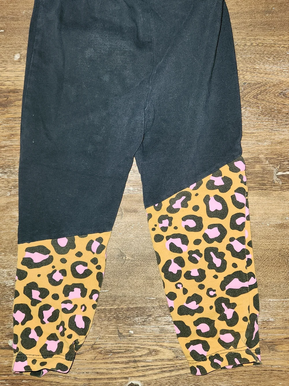 Nike Black Leggings with Pink & Tan Leopard Panels - Kids